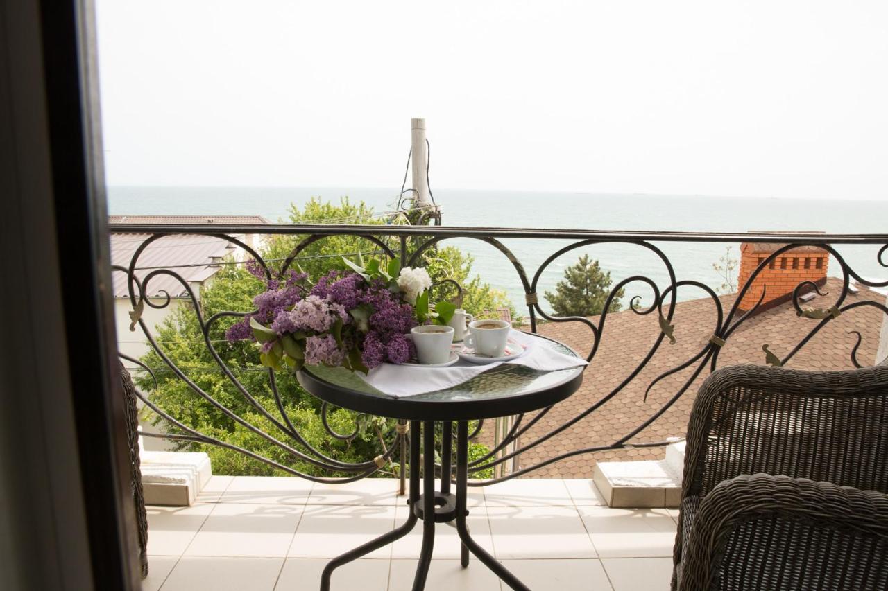 Kolyada Hotel Odessa Ngoại thất bức ảnh