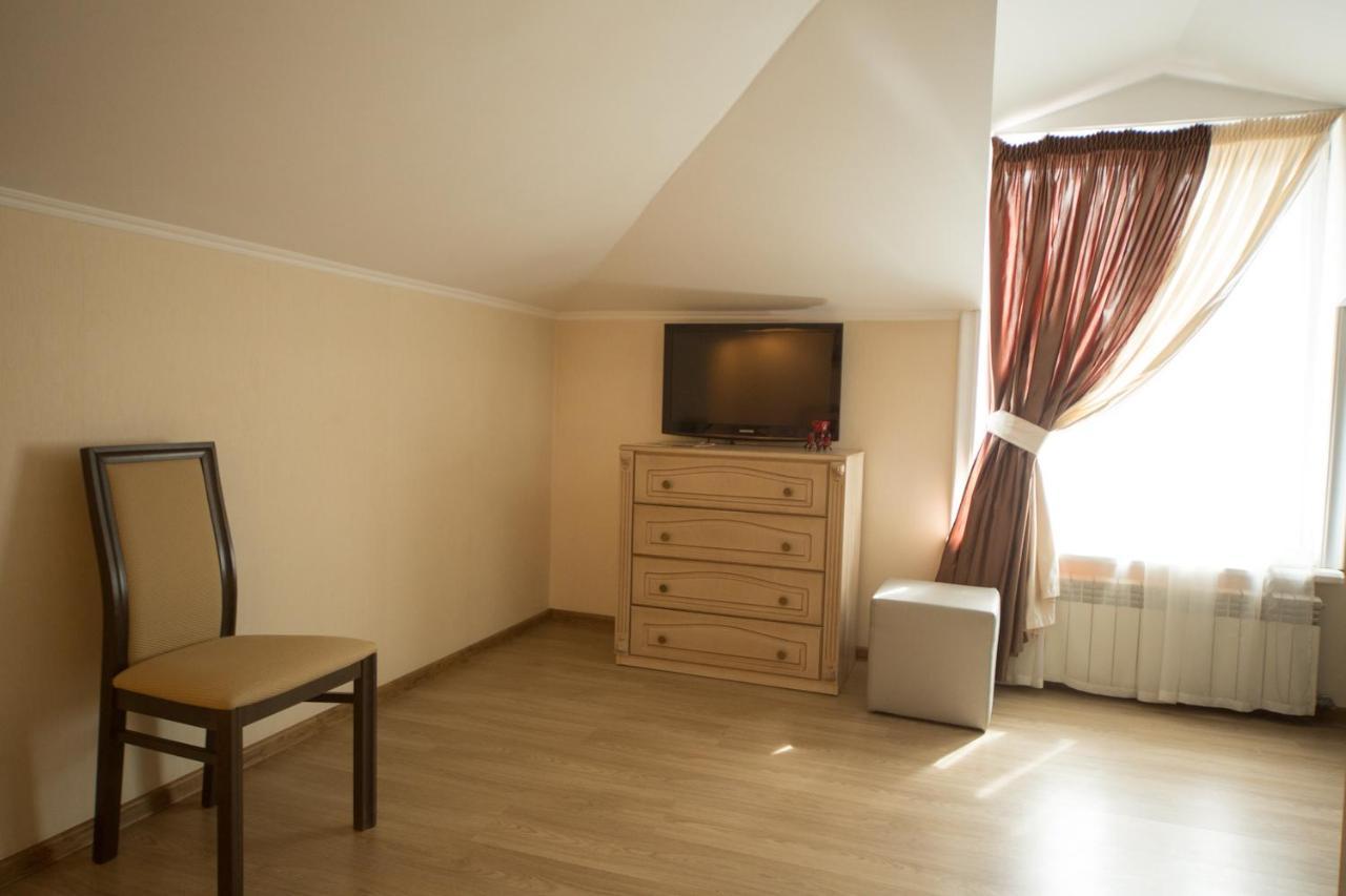 Kolyada Hotel Odessa Ngoại thất bức ảnh