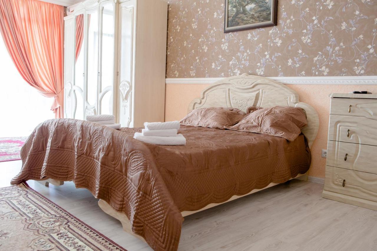 Kolyada Hotel Odessa Ngoại thất bức ảnh