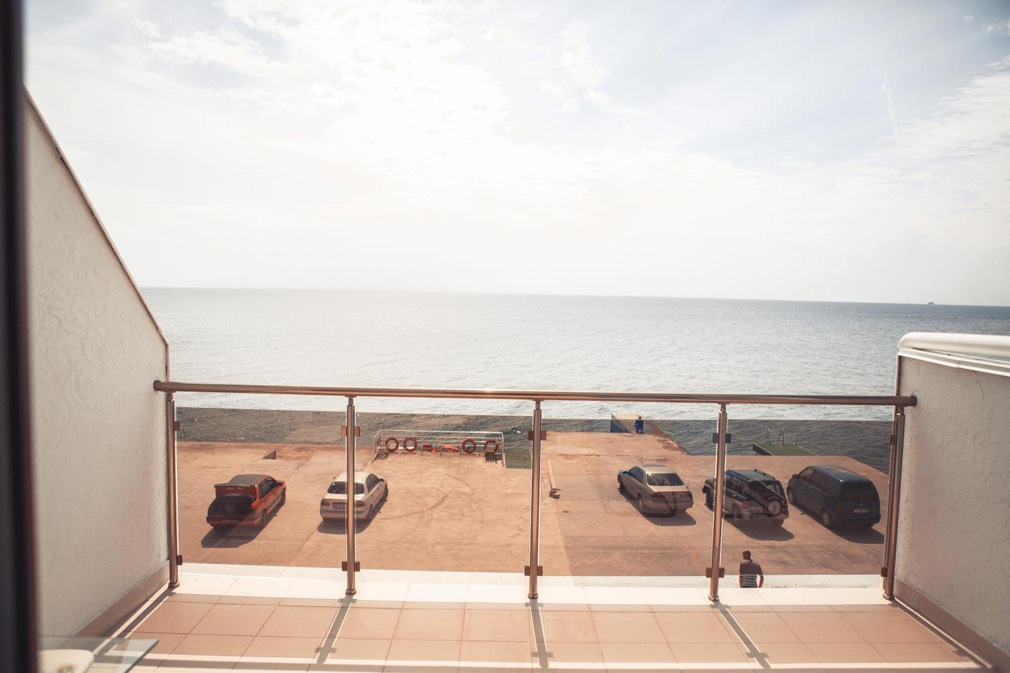 Kolyada Hotel Odessa Phòng bức ảnh