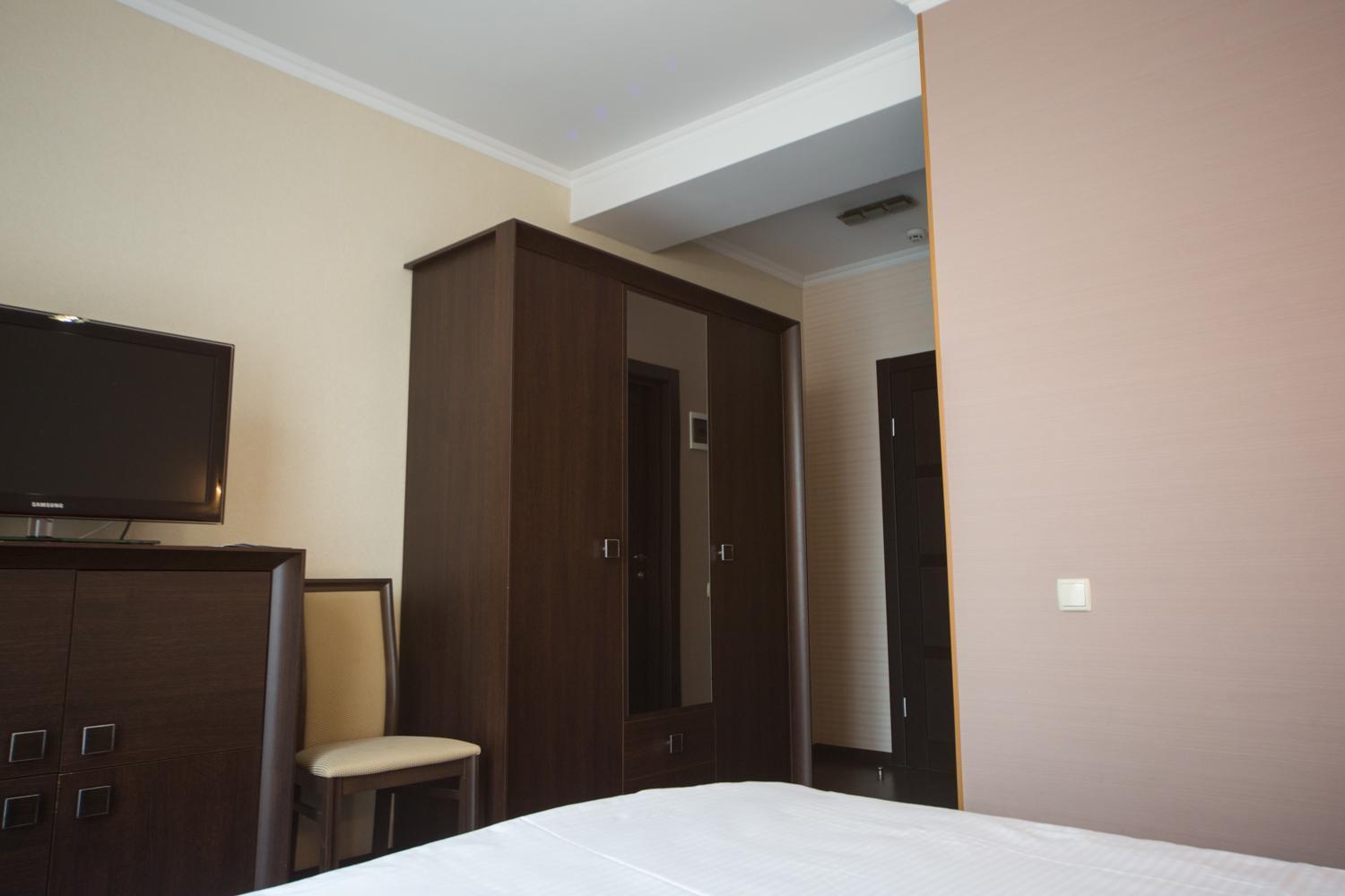 Kolyada Hotel Odessa Phòng bức ảnh