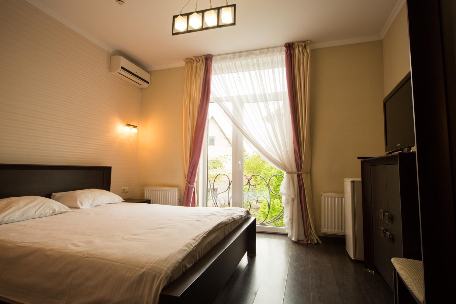 Kolyada Hotel Odessa Phòng bức ảnh